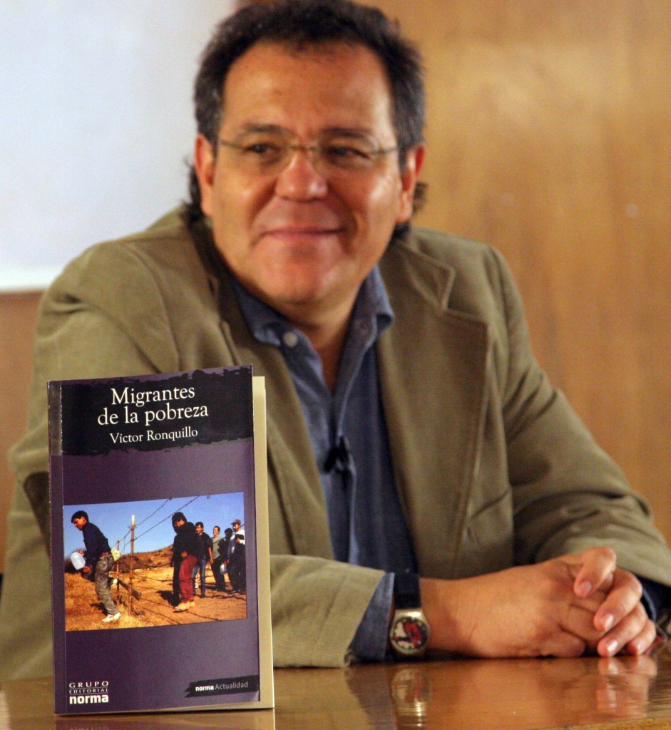 El escritor y periodista, Victor Ronquillo, hablo de su su reciente libro “Migrante de la Pobreza”. El evento tuvo tuvo lugar en la Confederación Nacional Campesina. FOTO: VICTORIA VALTIERRA/CUARTOSCURO.COM