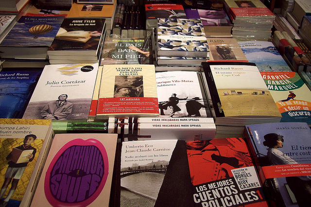 Foto: "Libros" por Canilú vía @Flickr